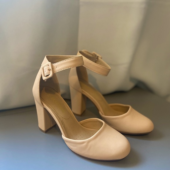 Dream Paris Angela Women's High Heel Closed Toe Chunky Wedding Shoes Size 7 - Picture 2 of 4